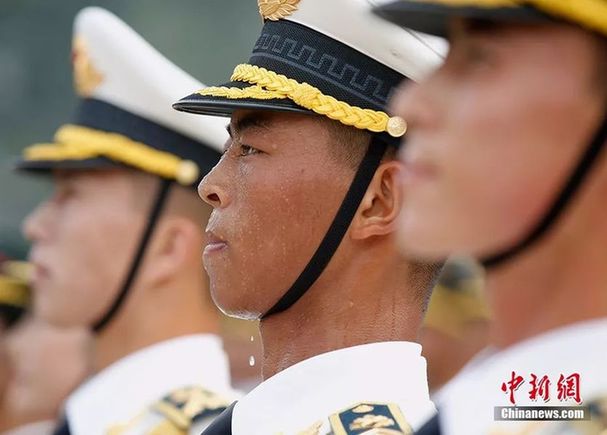 憑什么“軍人優(yōu)先”？就憑這！
