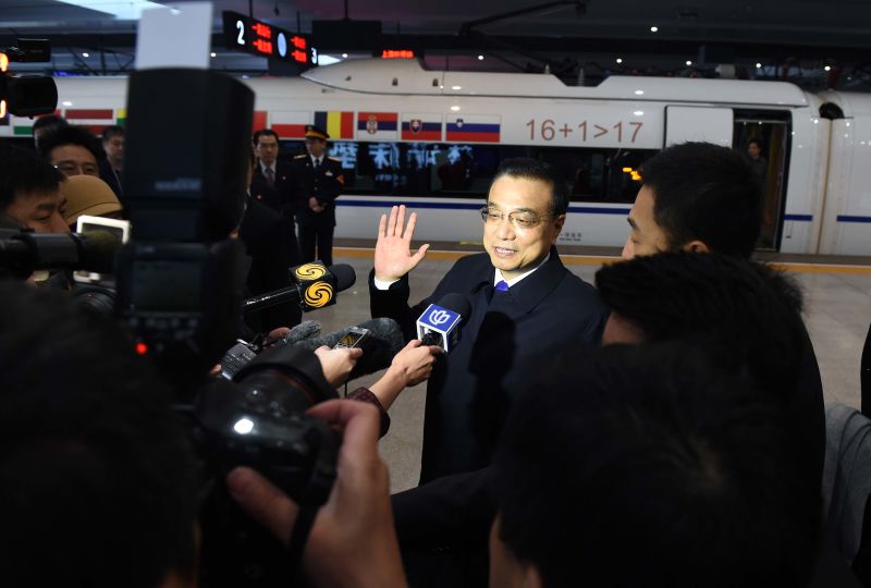 “高鐵外交”——李克強邀請中東歐16國領導人共乘高鐵