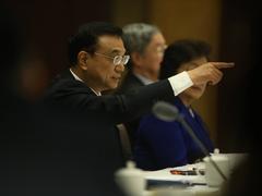 2016兩會：李克強首次發聲釋放哪些信號？