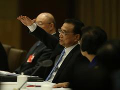 2016兩會：李克強首次發聲釋放哪些信號？