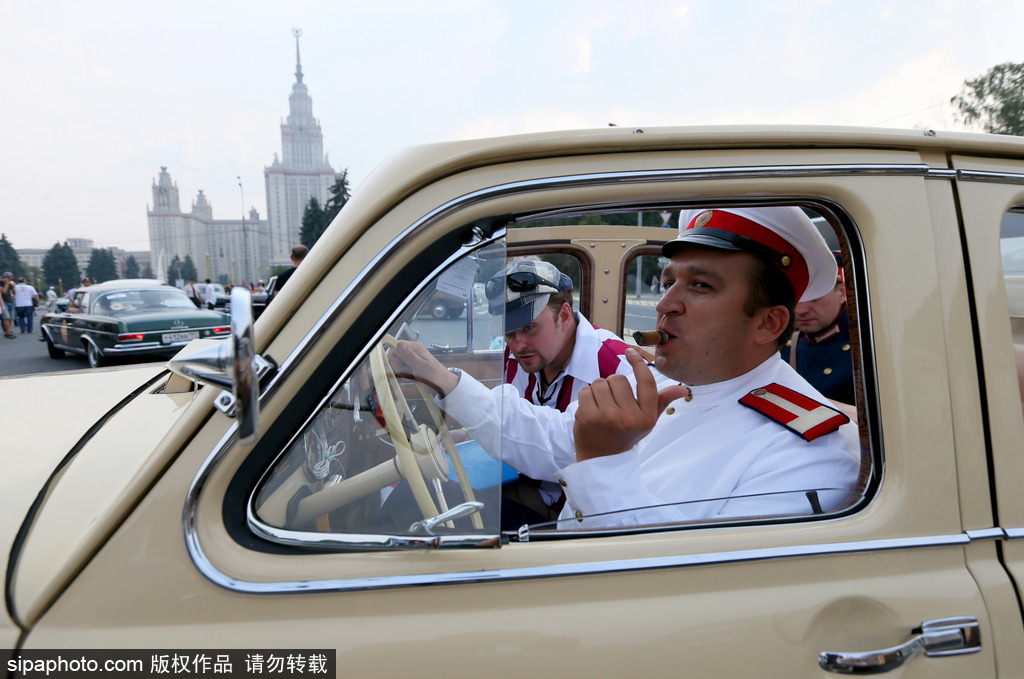 稀有古董車大集結 莫斯科舉行復古車游行