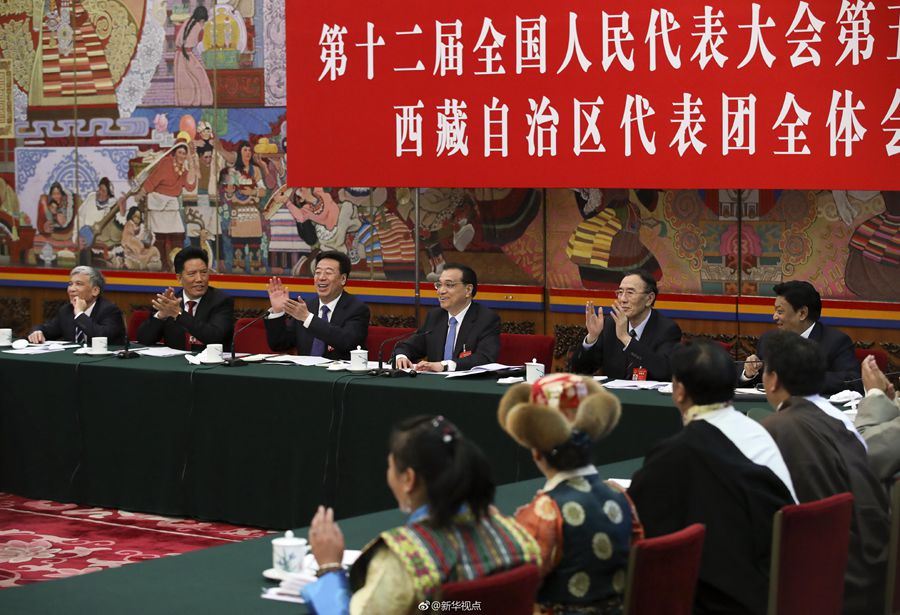 李克強參加西藏代表團審議：民族團結(jié)要像糌粑和糍粑那樣捏成團、聚成團、抱成團