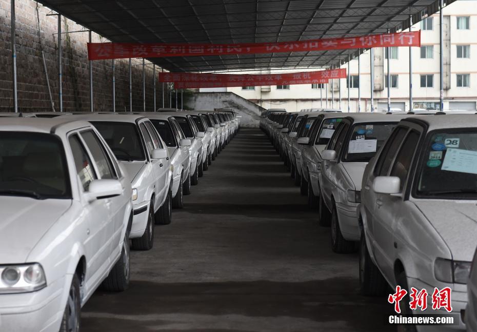 重慶171輛公車將拍賣 最低2200元起拍