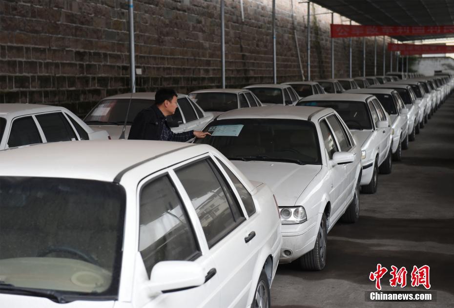 重慶171輛公車將拍賣 最低2200元起拍