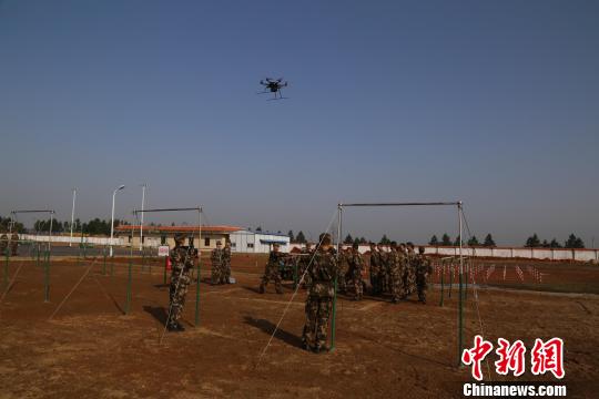 武警水電部隊(duì)大比武 動(dòng)用無(wú)人機(jī)實(shí)時(shí)監(jiān)控監(jiān)考