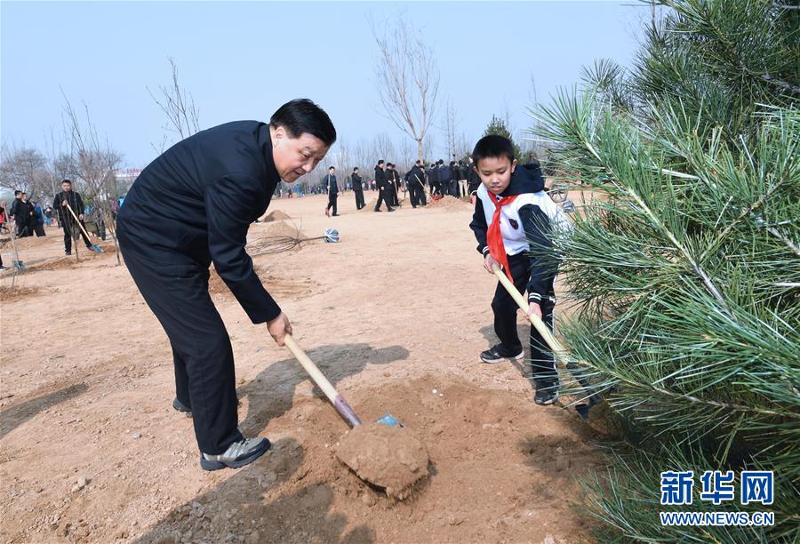 黨和國家領導人參加首都義務植樹活動