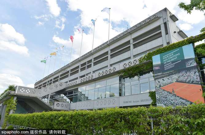 巴黎各景點裝飾一新 為申辦2024年奧運(yùn)會拉票