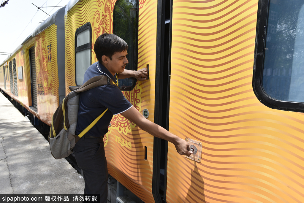 告別掛票？印度“光輝特快”列車將在新德里投入運(yùn)營(yíng)