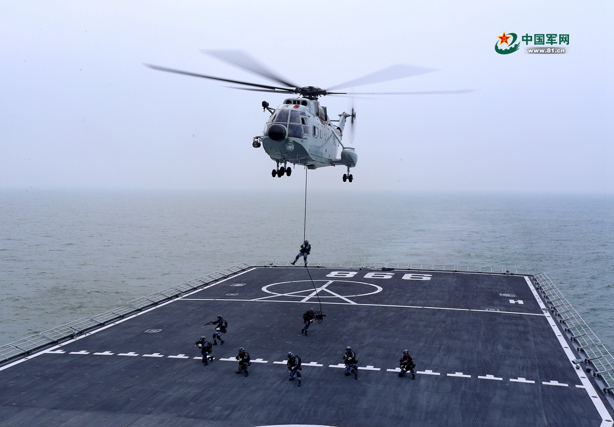立體投送登陸 我海軍艦、機、艇協(xié)同出擊