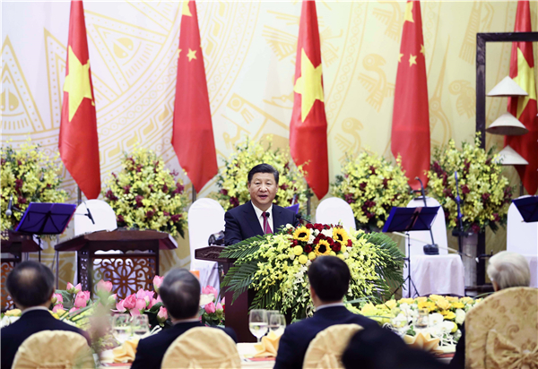 習(xí)近平出席越共中央總書記阮富仲和越南國家主席陳大光共同舉行的歡迎宴會