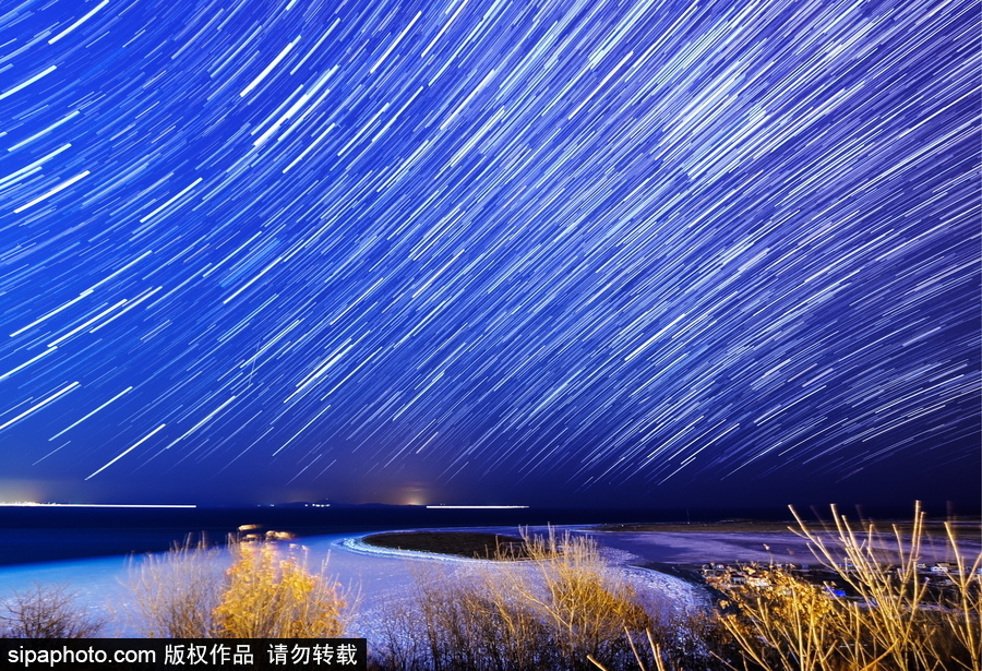 俄羅斯海參崴上空現雙子座流星雨 盛大壯觀宛如仙境