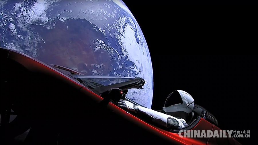 特斯拉跑車“開進”太空卻迷路了！ “星俠”乘車漫游太空