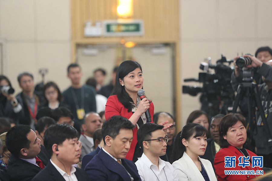 王毅：認同兩岸同屬一中是推進兩岸關系向前發展關鍵所在