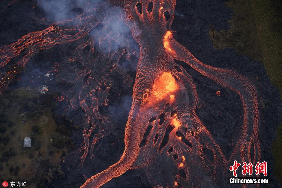 夏威夷火山持續噴發 熔巖流淌成“火河”