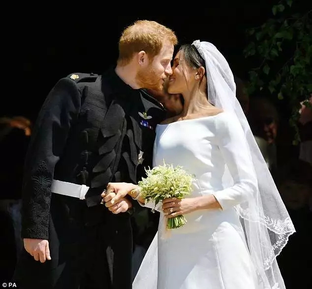 在哈里王子婚禮上，戴安娜的姐姐念了一首動人的詩歌