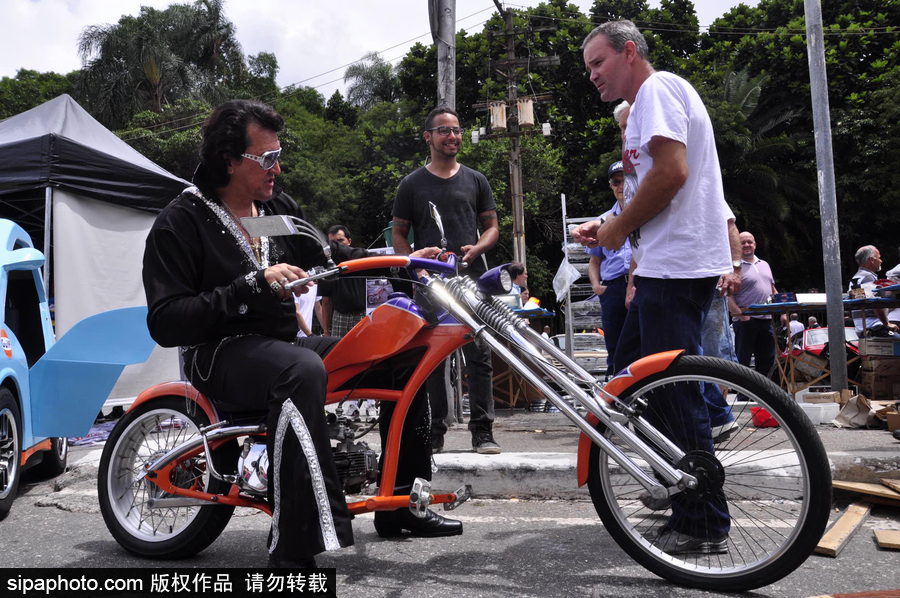 愛車人士大飽眼福！超百輛古董汽車在巴西圣保羅集會展出