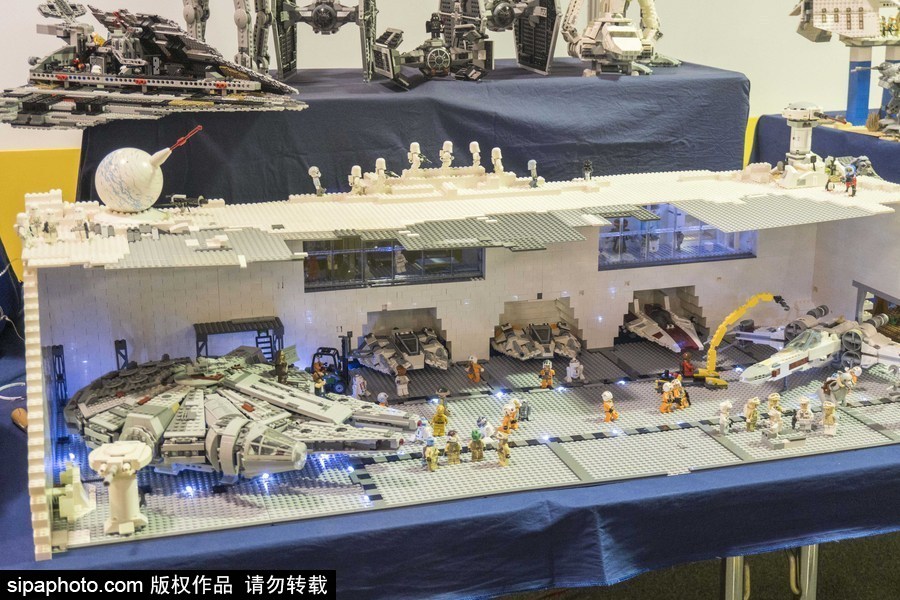 哥倫比亞波哥大：各類coser大顯身手！2018沙發休閑奇幻博覽會盛大開幕