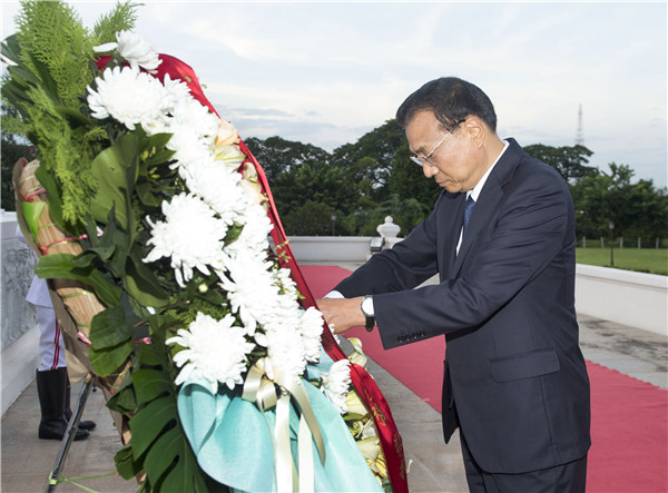 李克強總理正式訪問老撾 雙方將穩(wěn)步推進(jìn)中老鐵路等大項目建設(shè)