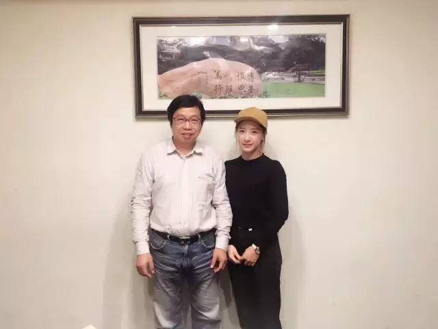 最美蹦床冠軍拜名師 也跨界進娛樂圈？