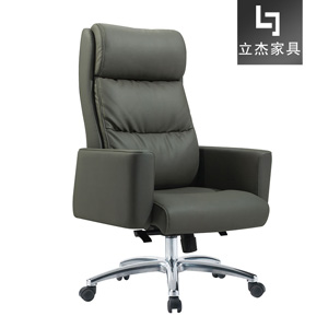 �F(xi��n)�ں��s������ϰ���CH-215A